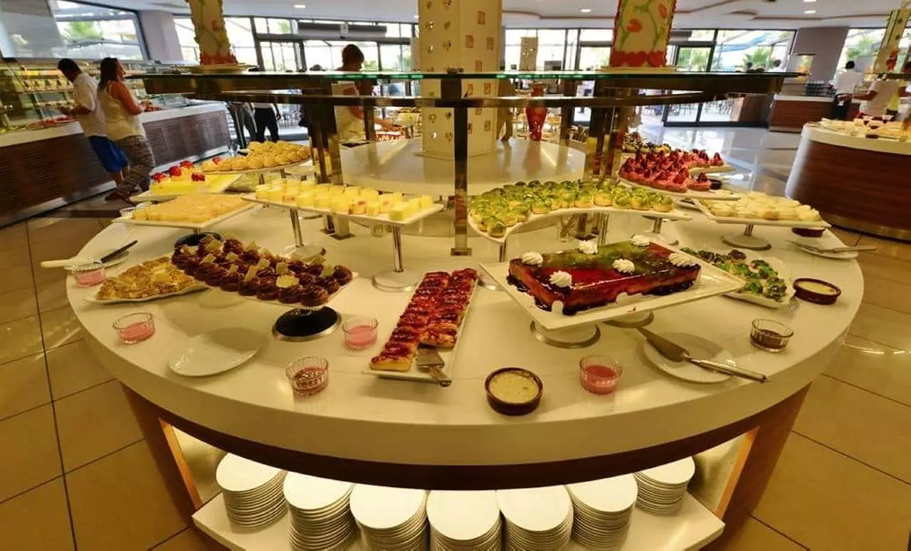 8023186cb547f6_z (Copy).jpg